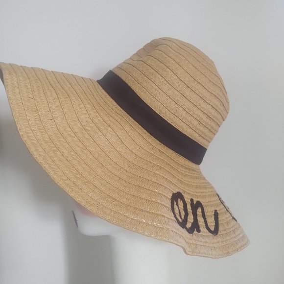 "On Vacay" Floppy-Fashion Sun Hat - Picture 4 of 8